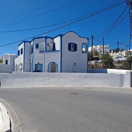 Villa Firostefani 3*
