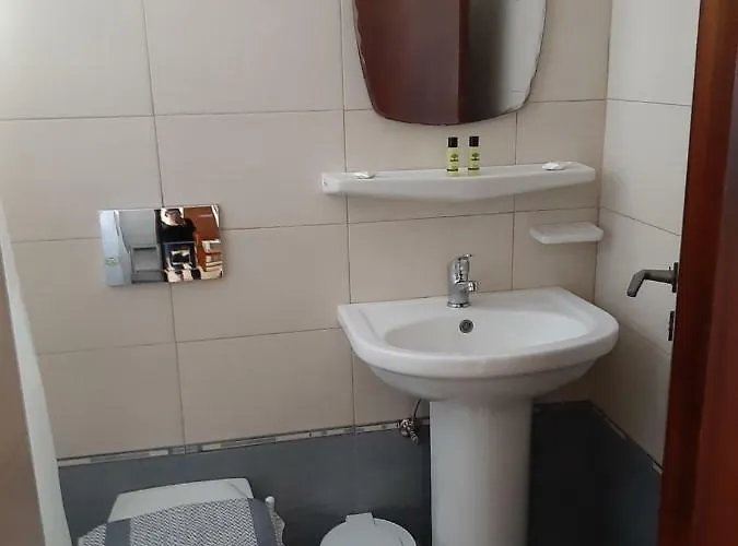 Villa Firostefani Pensión 3*