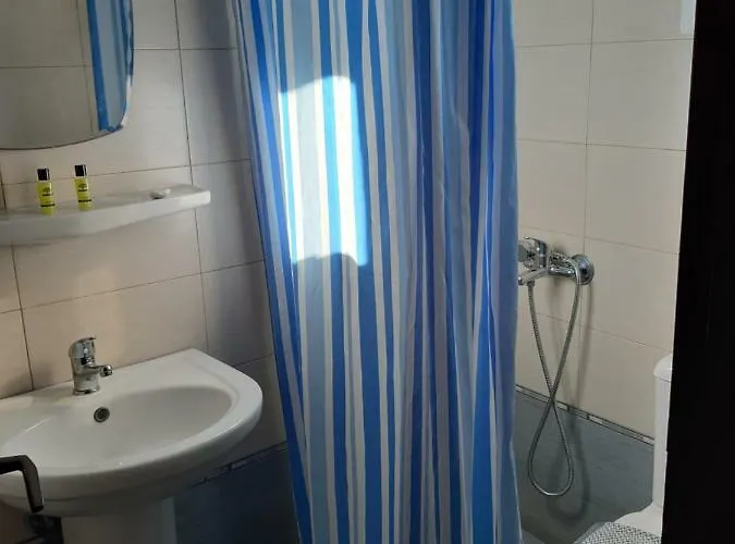 Villa Firostefani 3*