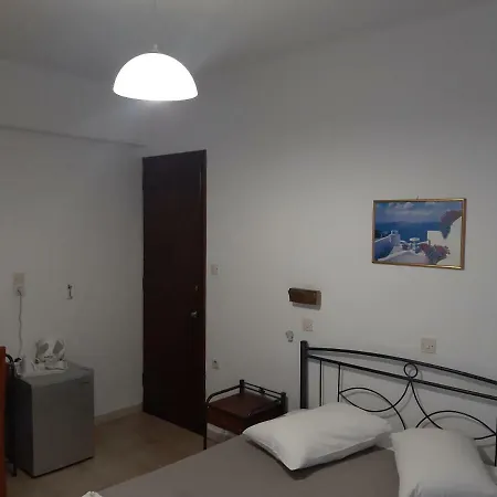 Villa Firostefani 3*